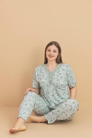 Pijamerry Kadın Büyük Beden Dantel Yaka Bambu Kısa Kol İnce Pijama Takımı 5930 - 1 Adet Yeşil