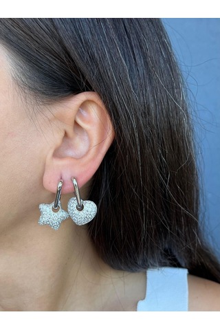 Gümüş Renkli Taşlı Kalpli Küpe