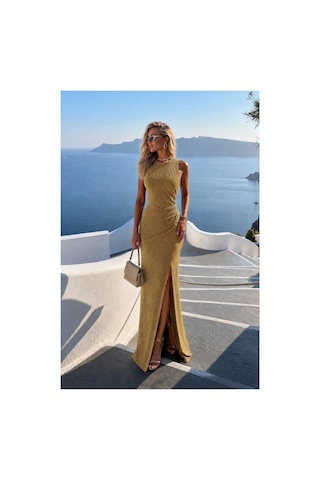 DefyModa Kadın Sade Simli Kumaş Dik Yaka Taş Detaylı Abiye Elbise Gold