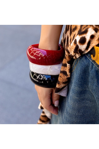 Abartılı İns Tarzı Yarı Saydam Renkli Geniş Bilezik Bilezik Kadınlar İçin Kişiselleştirilmiş Tasarım Solmayan Bilezik Diğer