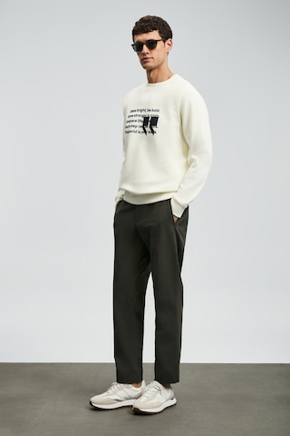 Lufian Shadow Erkek Sweatshirt Kırık Beyaz Kırık Beyaz 112030174100510 Beyaz