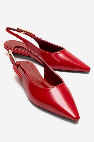 Luvishoes Jenna Kırmızı Cilt Sivri Burunlu Kadın Alçak Topuklu Ayakkabı