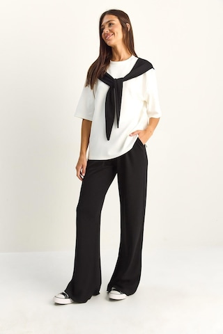Shade Kadın Şal Detaylı Basic T-shirt Beli Lastikli Bol Pantolon Alt-üst Modal Takım 4116 60286084 - Siyah-beyaz Çok Renkli
