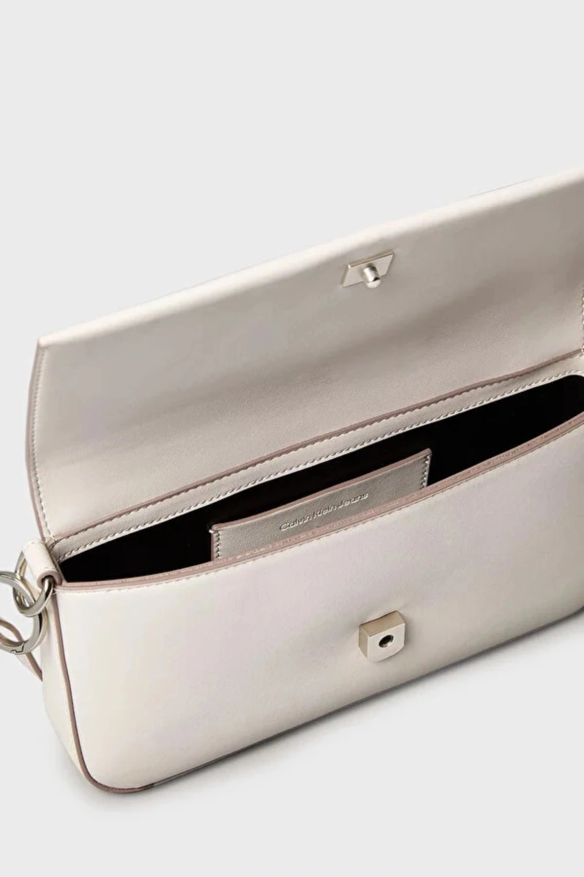 Calvin Klein Kadın Omuz Çantası Lv04k3148grm0 Beyaz