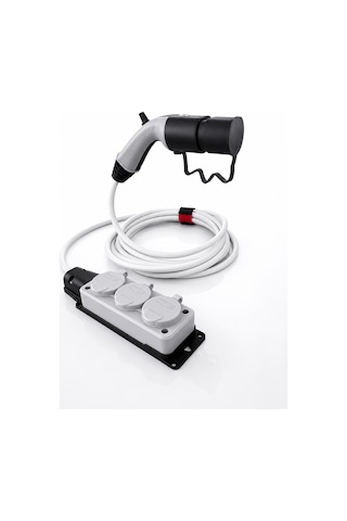 Plugen C2l Adaptör 5 Metre 3'lü Uzatma Fişli - Şarj İstasyonundan 220v Çıkış Plugen C2l Adaptör 5 Metre 3'lü Uzatma Fişli - Şarj İstasyonundan 220v Çıkış
