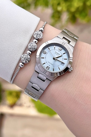 Casio Csıste17 Kadın Kol Saati