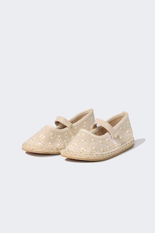 DeFacto Kız Çocuk Düz Taban Espadril D8929A825SMBG123 Bej