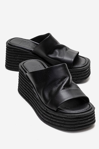 Luvishoes Marc Siyah Cilt Hakiki Deri Dolgu Topuklu Kadın Terlik Siyah