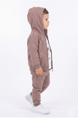 Toontoy Kids Toontoy Erkek Çocuk 3'lü Eşofman Takımı Uzun Kollu Bisiklet Yaka Nakışlı T-shirt - Kapüşonlu Fermuarlı Hırka- Beli Paçası Lastikli Eşofman Altı 25045 Koyu Kahverengi