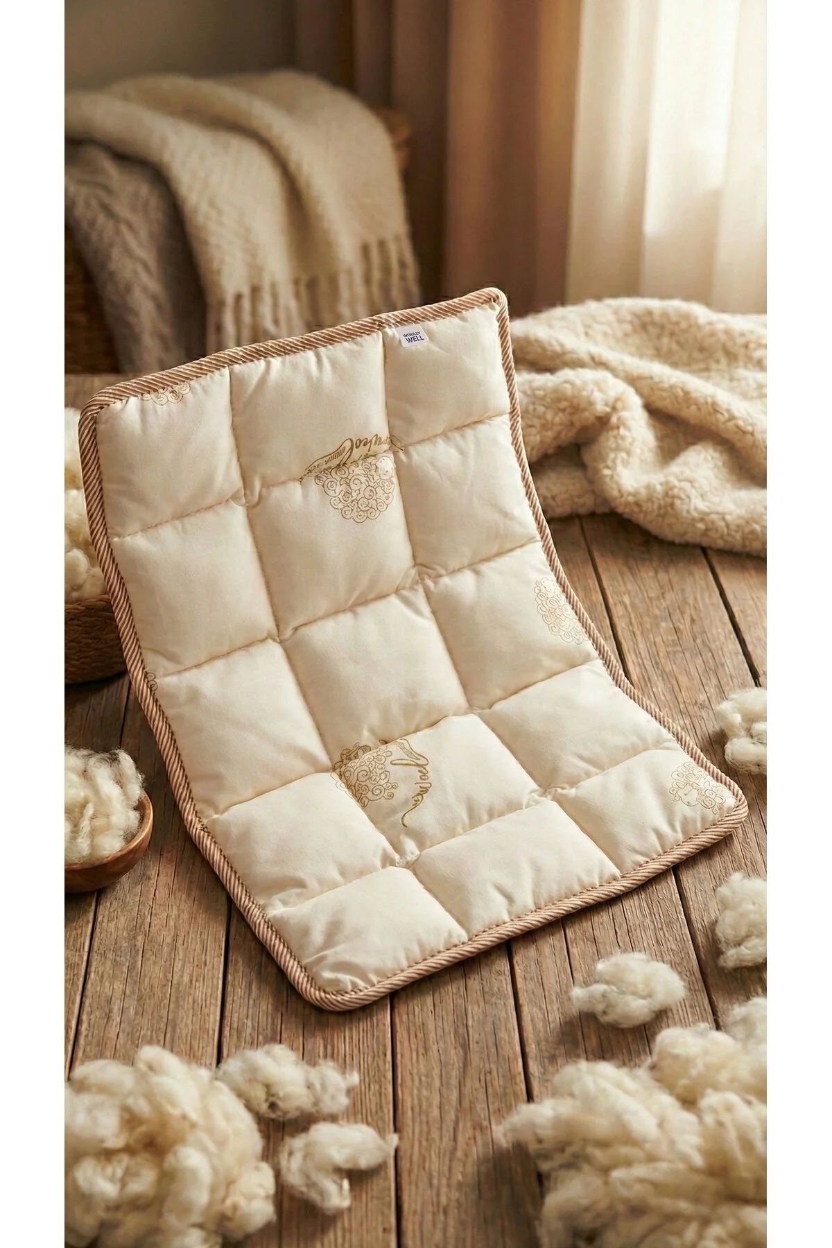 Woolly Well %100 Doğal Merinos Koyun Yünü Dolgulu Bebek Alezi 30x50 Cm