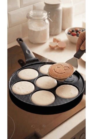 Panface Emoji Pancake Tavası 27 Cm 7 Bölmeli Döküm Alüminyu... Siyah