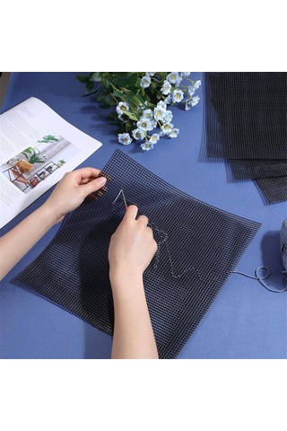 Plastik Kanvas Sayfa Kare Örgü Sayfa Siyah Plastik İğne Oyası