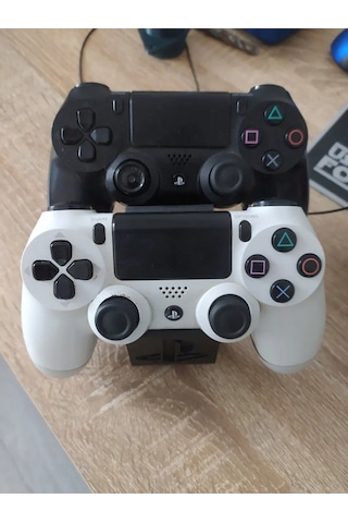 Playstation 4 İçin İkili Kumanda Standı