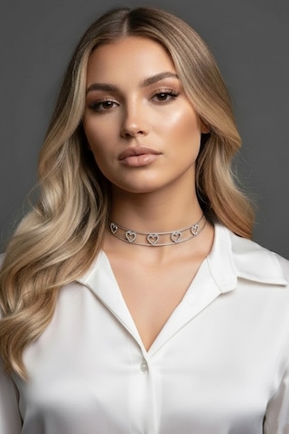 Caş Dekorasyon Gümüş Renk Kalpli Taşlı Choker Kolye Gümüş