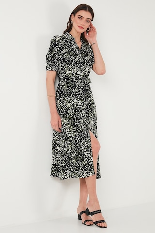 Lela Desenli Relaxed Fit Balon Kol Yırtmaçlı Kemerli Midi Boy Bayan Elbise 67810558 Yeşil-Leopar