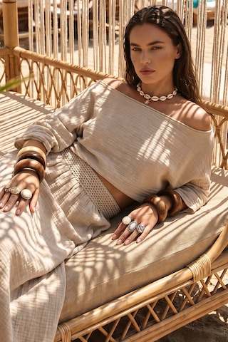 Fashion Cocktail Antik Roma Cepli Elastik Bel Örgü Detaylı Yırtmaçsız Etek Kayık Yaka Geniş Kol Salaş Kısa Crop Bluz Doğal Naturel Müslin Bohem Tatil Sahil Yazlık İkili Takım Kadın Set Vizon