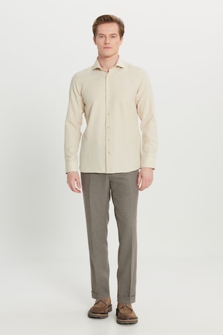 Altınyıldız Classıcs Erkek Bej Pamuklu Oxford Tailored Slim Fit Dar Kesim Küçük İtalyan Yaka Armürlü Gömlek