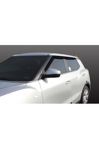 Ssangyong Tivoli Siyah Cam Rüzgarlığı-kore Malı