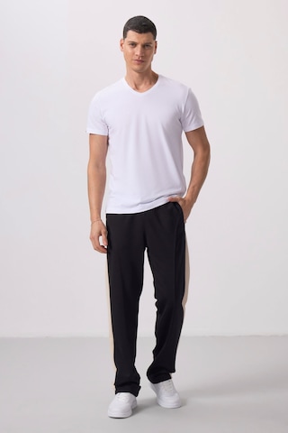 Tommy Life Beyaz Basic Kısa Kol Standart Kalıp V Yaka Erkek T-shirt - 87912 001