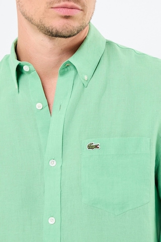Lacoste Men's Regular Fit Button-down Collar Linen Shirt Erkek Düğmeli Yaka Keten Gömlek Yeşil