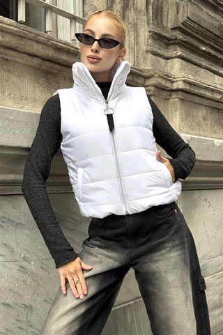 Veraura Lifestyle Beyaz Sırtı Taş İşlemeli Dik Yaka Kısa Şişme Yelek