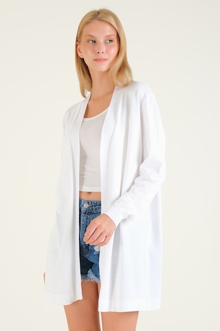 Giyim Dünyası Kadın Oversize Hırka Ekru 001