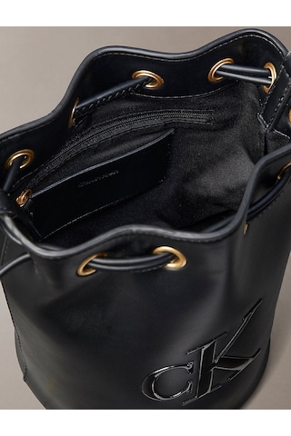 Calvin Klein Kadın Bold Ck Small Bucket Omuz Çantası-15851 Siyah