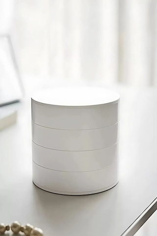 Dönebilir 4 Katlı Takı Ve Aksesuar Organizeri - Beyaz Çok Renkli