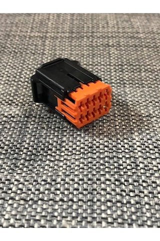 0988161011 Dikdörtgen Bağlantı Konnektör 1 Adet