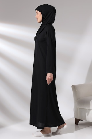 Siyah Kadın Fermuarlı Tek Parça Kendinden Örtülü Namaz Elbisesi Siyah