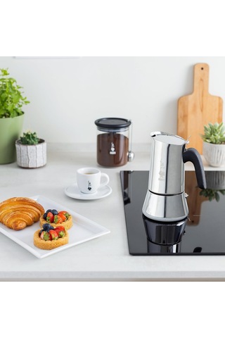 : 4 Cups Ocak Üstü Espresso Pişirici - 170ml - Gümüş Renk - Paslanmaz Gövde - Patentli Güvenlik Valfi - Tüm Ocak Türleri İçin Uygundur İndüksiyon Dahil Sku: Smg8690010523099