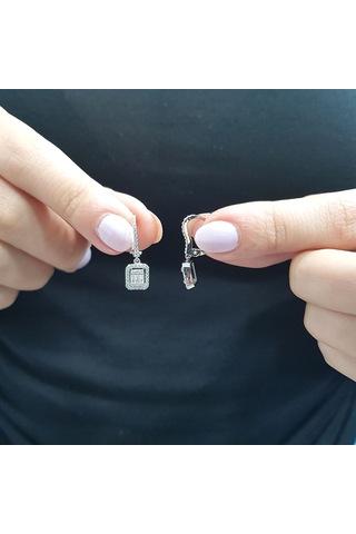 Lova 0,56 Karat Baget Pırlanta Küpe - 3030027