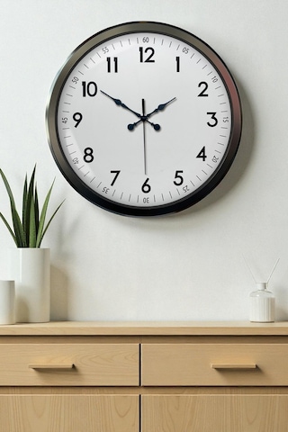 Black Classic 52 Cm Metal Modern Ve Şık Duvar Saati Bronz