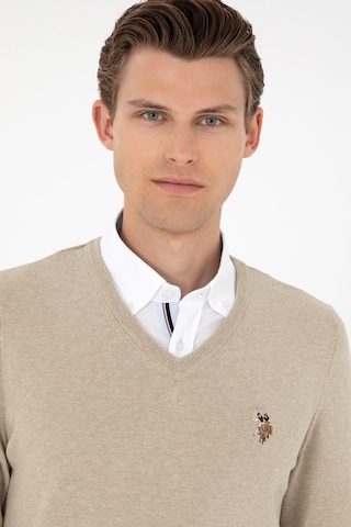 U.S. Polo Assn.  Erkek Slim Fit V Yaka Haki Melanj Basic Kazak 50288885-VR193
