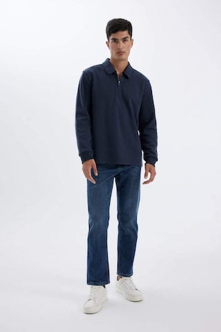 DeFacto Regular Fit Polo Yaka Yarım Fermuarlı Basic Düz Sweatshirt D2279AX24AUNV125 Lacivert