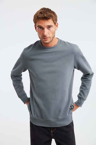 Grimelange Travis Erkek Organik Kumaşlı Yumuşacık Regular Fit Yuvarlak Yakalı Koyu Gri Sweat