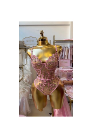 Mh Moony Homewears Pembe Saten Sabahlık Çiçekli Tulum Pembe