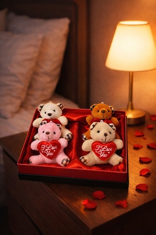 Sevgililer Günü Hediye Kutusu 4 Adet I Love You Temalı Peluş Ayıcıklı Romantik Hediye Seti Kutusu Ayı