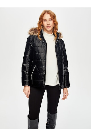 Kürk Kapüşonlu Parlak Kapitone Mont 69442 U6944210 Siyah