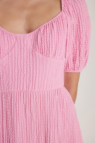 Tudors Kadın Standart Fit Normal Kesim Sırt Bağlama Detaylı U Yaka Midi Pembe Elbise-34180 Pembe