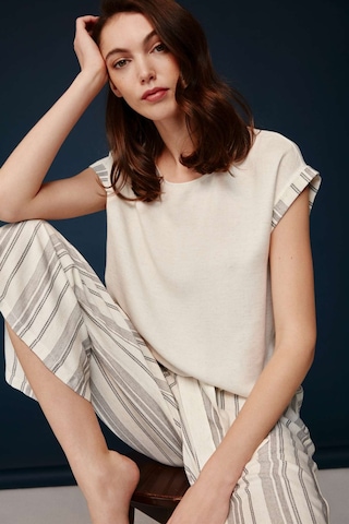 Bonnie&Clyde - Kadın Ekru Viskon Kapri Pijama Takımı  30001 Ekru