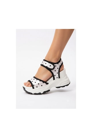 Elvı Beyaz Kadın Dolgu Topuklu Spor Sandalet 9 Cm Beyaz