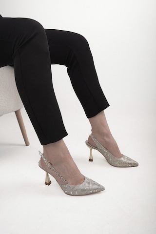 Stilbagshoes Cristina Yan Taş Toka Detaylı Kadın Topuklu Ayakkabı Altın Altin