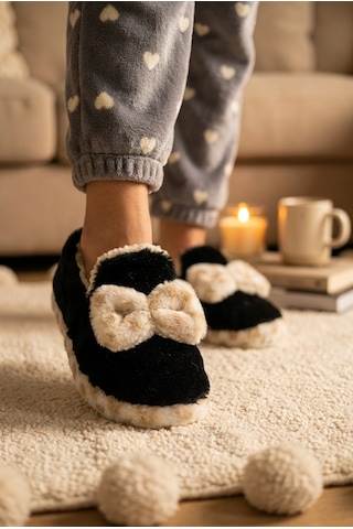 Nmoda Kadın Fiyonklu Yumuşak Peluş Panduf İçi Kürklü Kaymaz Taban Kışlık Sıcak Tutan Ev Terliği Ev Botu Siyah
