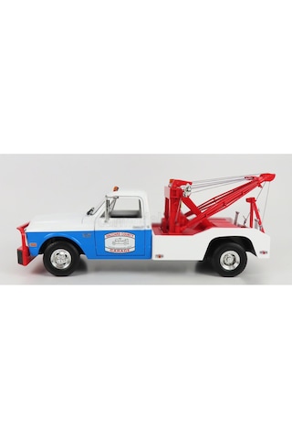 1:18 Greenlight 1969 Chevrolet C-30 Dually Wrecker