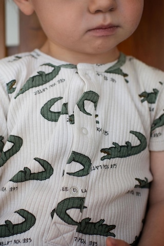 Antebies Organik Gots Sertifikalı Yeşil Timsah Desenli Çıtçıtlı Kısa Kollu Şortlu Erkek Bebek Tulum