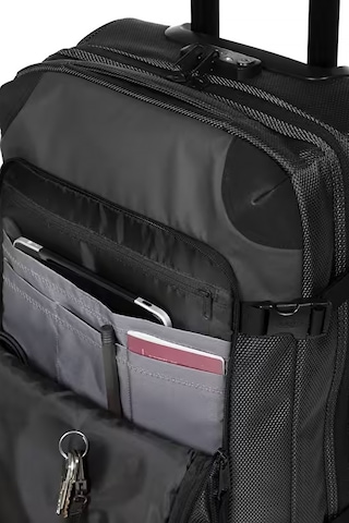Eastpak Kabin Boy Valiz Ultra Hafif, Geniş Hacimli, Dayanıklı Kumaş, Sessiz Tekerlekli Ek00094d80w1 Siyah
