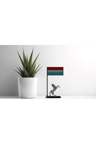 Lüksemburg Bayrağı Masa Dekoru Şaha Kalkmış At Figürlü 3d Baskı