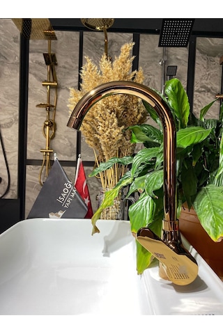 İsaoğlu Yapı Bakır Mutfak Bataryası Bronz Mutfak Musluğu Rose Evye Bataryası Premium Armatür Rose Gold