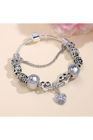 Kalp Aşk Temalı Charm Bileklik, Ahşap Kutu İçerisinde